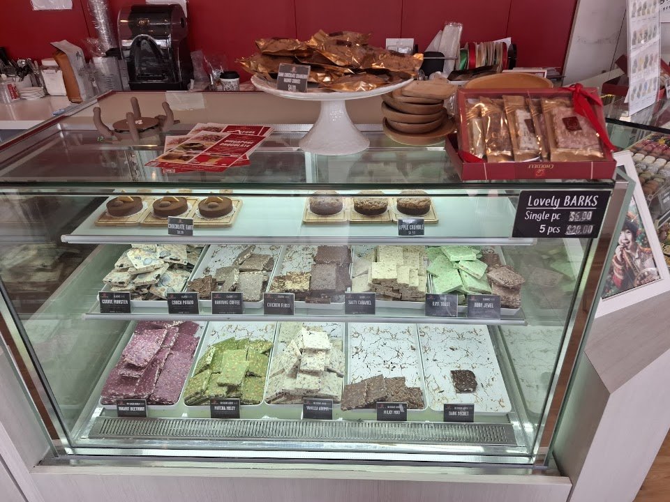 CHOCOELF Specialty Chocolate Cafe (South Bridge Rd)