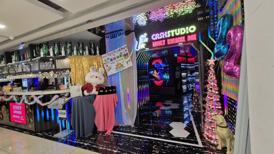 Cash Studio Clarke Quay Central