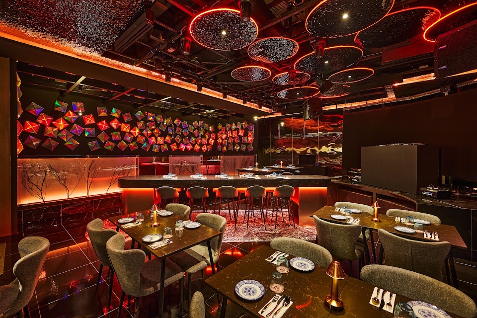 Synthesis 食拿酒稳: Traditional Chinese Medical Hall Inspired Restaurant & Cocktail Bar (Suntec City)