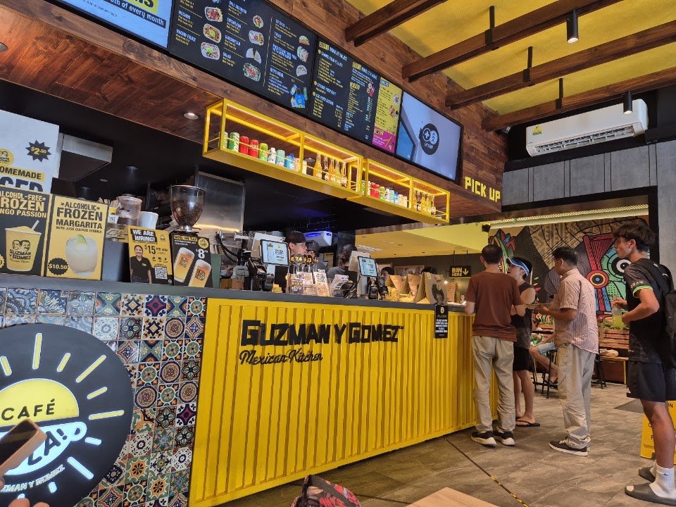 Guzman y Gomez - The Rail Mall